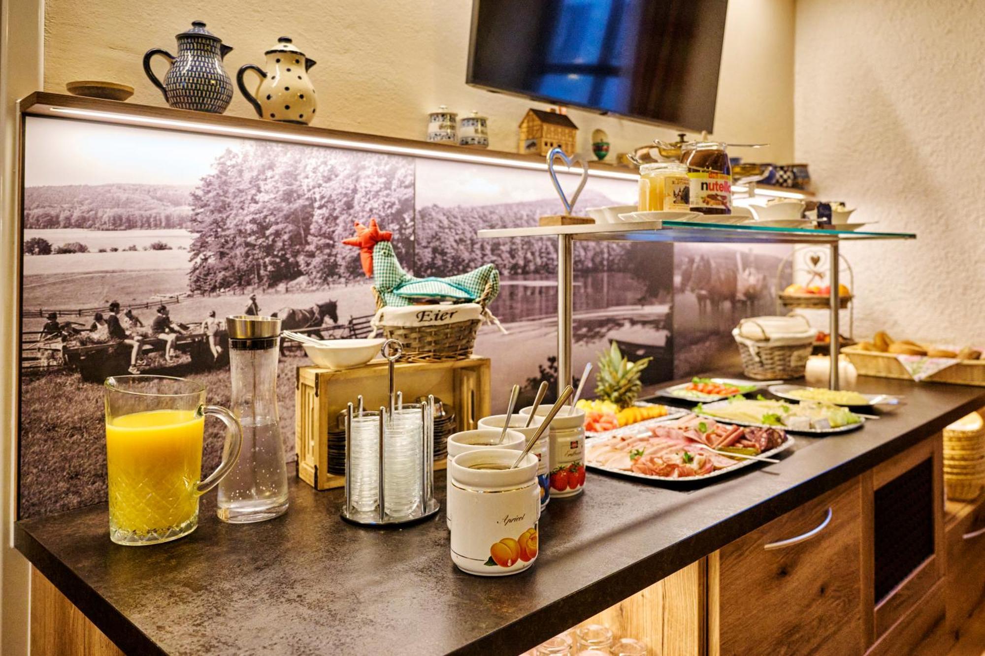 Landhotel Zur Gruenen Kutte Bernshausen Extérieur photo