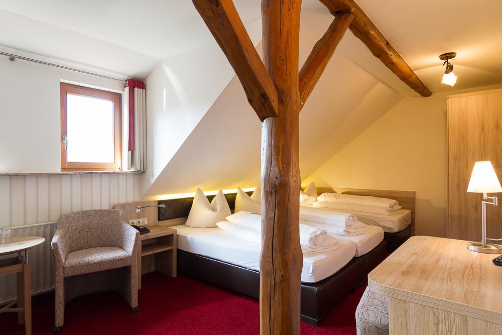 Landhotel Zur Gruenen Kutte Bernshausen Extérieur photo