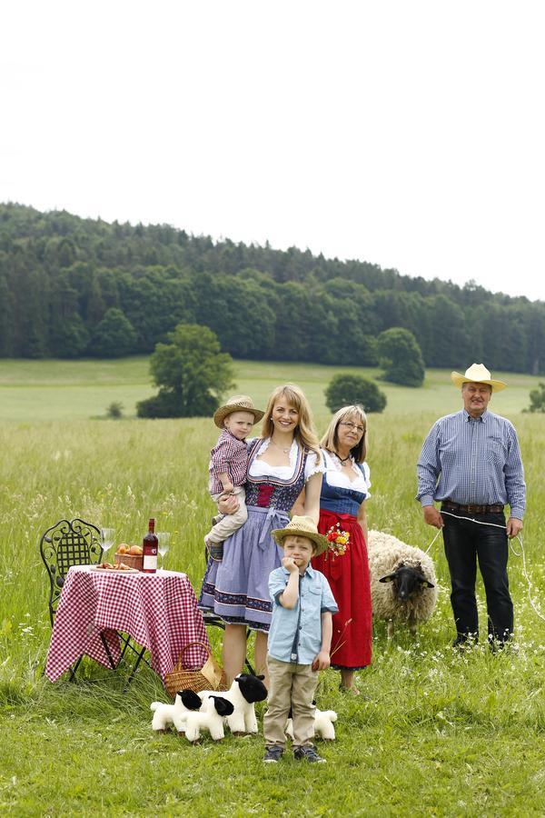 Landhotel Zur Gruenen Kutte Bernshausen Extérieur photo