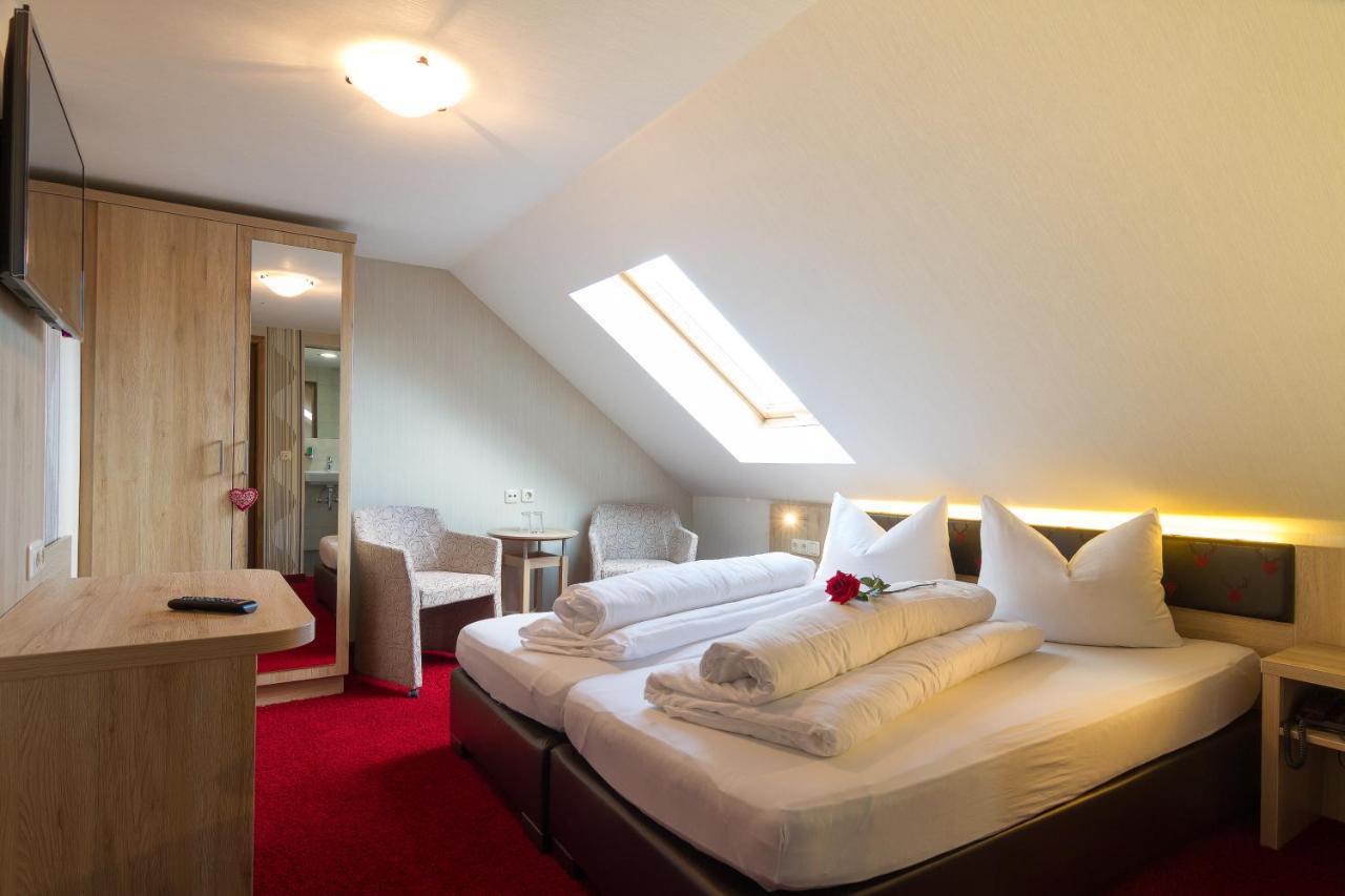 Landhotel Zur Gruenen Kutte Bernshausen Extérieur photo