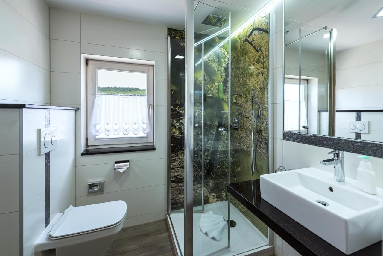 Landhotel Zur Gruenen Kutte Bernshausen Extérieur photo