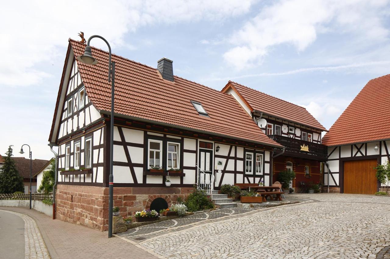 Landhotel Zur Gruenen Kutte Bernshausen Extérieur photo